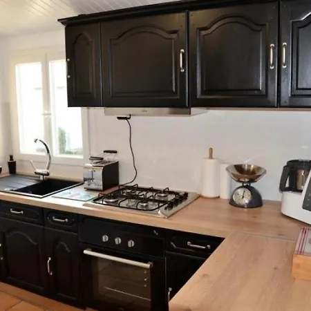 Maison Barbatre, 3 Pieces, 5 Personnes - Fr-1-537-49