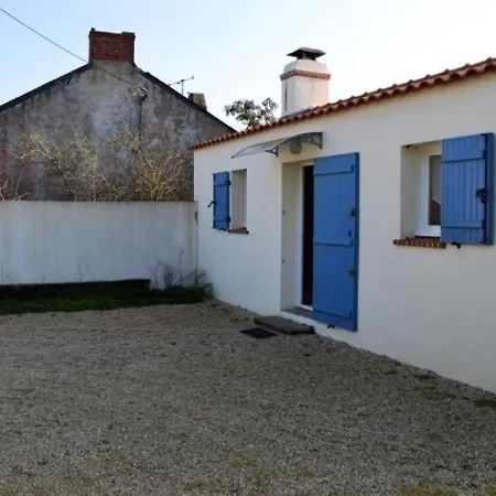 Maison Barbatre, 3 Pieces, 5 Personnes - Fr-1-537-49 *